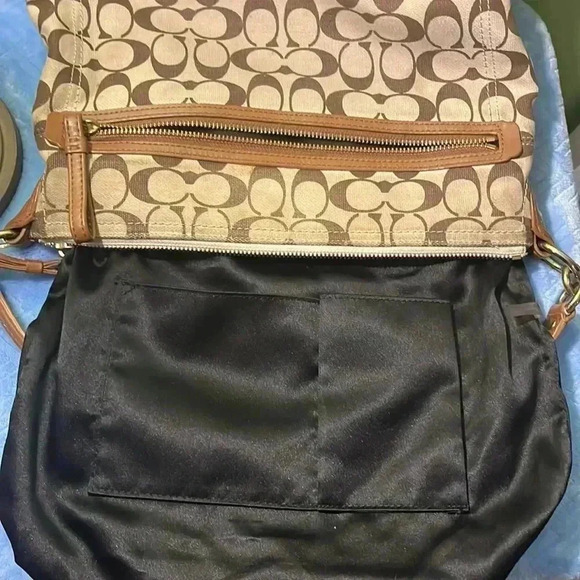 Coach Bag and Wallet Set - Picture 9 of 17